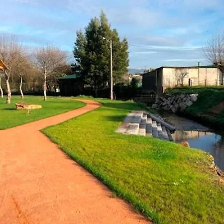 Gasthof Green House_quartos Privados Em Valongo Do Vouga - Agueda Aguieira